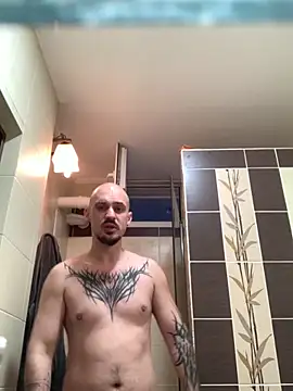 Snapshot of AssHunter4k chatting on 10-29-25, 06:48 AssHunter4k online show from 10-29-25, 06:48