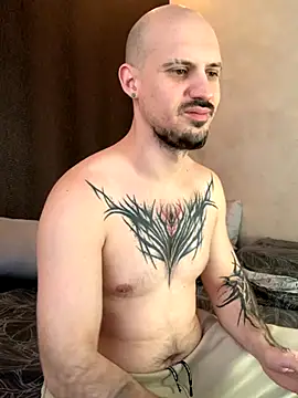 Snapshot of AssHunter4k chatting on 11-29-25, 09:34 AssHunter4k online show from 11-29-25, 09:34