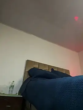 Miia Jazmin online show from 10-24-25, 02:02