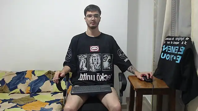 Aleex Miller online show from 10-19-25, 06:14