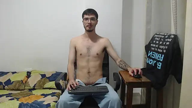 Aleex Miller online show from 10-21-25, 08:37