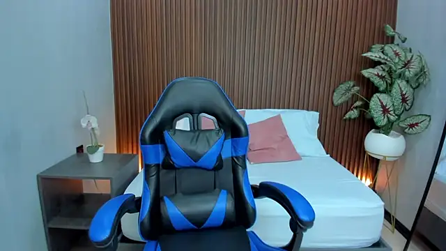 adarna13  online show from 02-27-26, 07:47