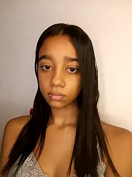 Snapshot of Zoe_Sweett18 chatting on 04-18-26, 07:07 Zoe Sweett18 online show from 04-18-26, 07:07