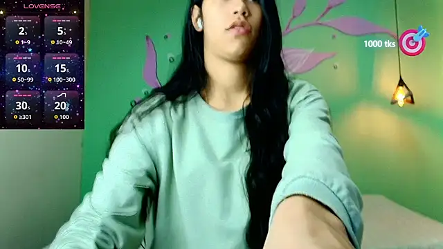 Snapshot of Connie_Bell chatting on 11-08-25, 07:34 Connie Bell online show from 11-08-25, 07:34