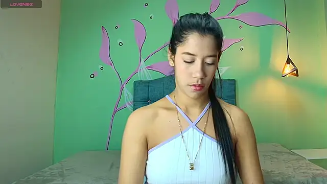 Snapshot of Connie_Bell chatting on 11-20-25, 01:33 Connie Bell online show from 11-20-25, 01:33