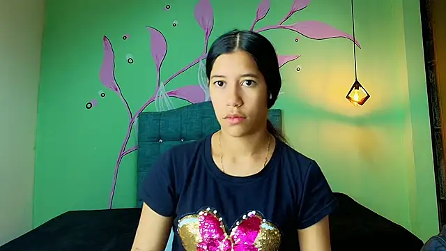 Snapshot of Connie_Bell chatting on 12-01-25, 01:05 Connie Bell online show from 12-01-25, 01:05