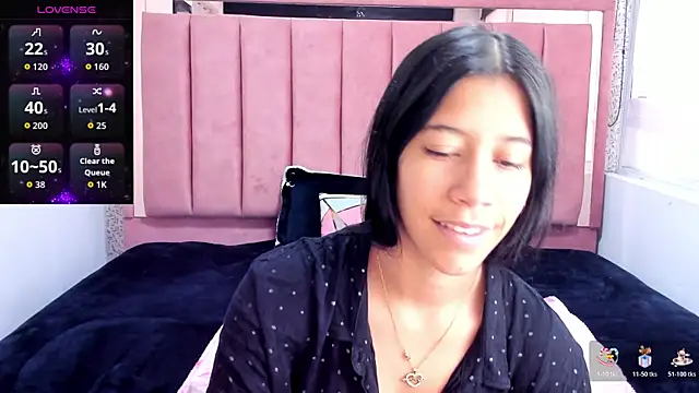 Snapshot of Connie_Bell chatting on 12-16-25, 08:03 Connie Bell online show from 12-16-25, 08:03