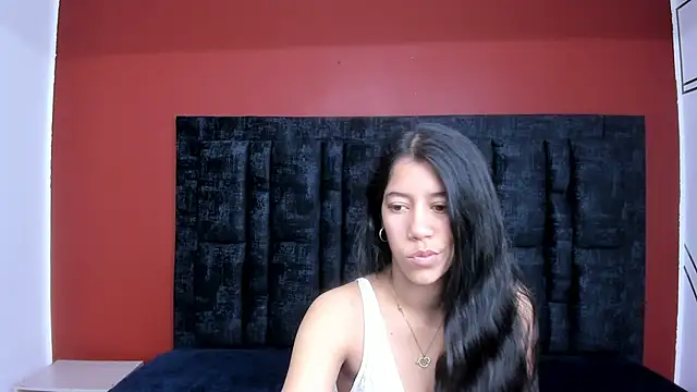 Snapshot of Connie_Bell chatting on 12-17-25, 02:23 Connie Bell online show from 12-17-25, 02:23