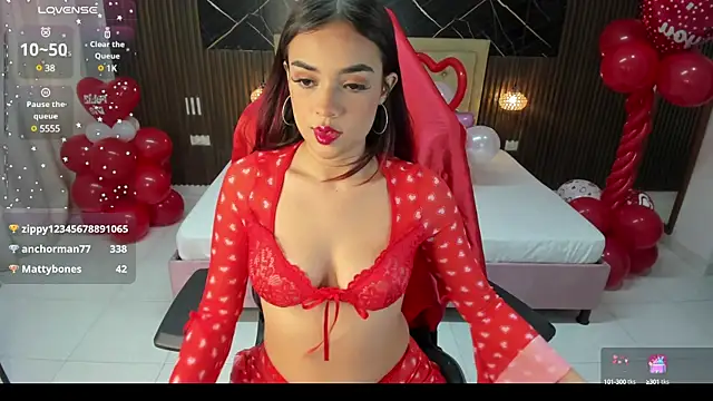 Snapshot of Lolly_18 chatting on 02-08-25, 06:55 Lolly 18 online show from 02-08-25, 06:55