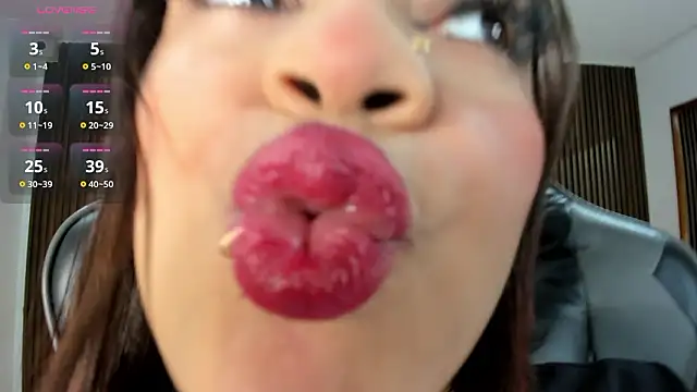 Lolly 18 online show from 03-16-26, 08:13