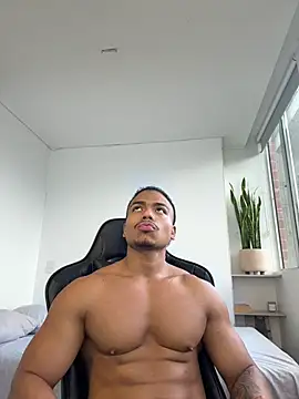 Snapshot of XavierColeman chatting on 06-03-26, 07:08 XavierColeman online show from 06-03-26, 07:08