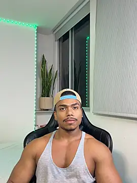 Snapshot of XavierColeman chatting on 06-11-26, 12:54 XavierColeman online show from 06-11-26, 12:54