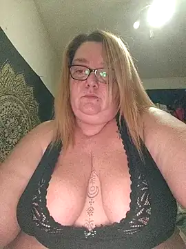 diosacurvy1984 online show from 02-06-26, 11:41