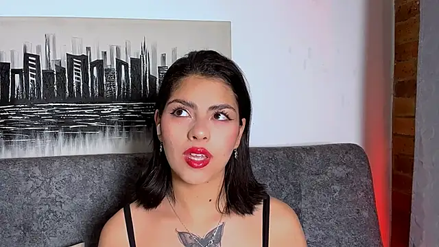 Snapshot of dulcecharlotte_claptone1 chatting on 10-10-25, 11:26 dulcecharlotte claptone1 online show from 10-10-25, 11:26