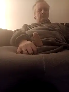 Snapshot of Paolo7619 chatting on 02-07-25, 01:15 Paolo7619 online show from 02-07-25, 01:15