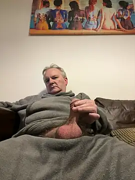 Snapshot of Paolo7619 chatting on 04-20-26, 03:31 Paolo7619 online show from 04-20-26, 03:31