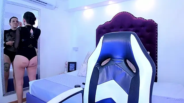 Snapshot of ana_liebert chatting on 03-04-25, 12:12 ana liebert online show from 03-04-25, 12:12