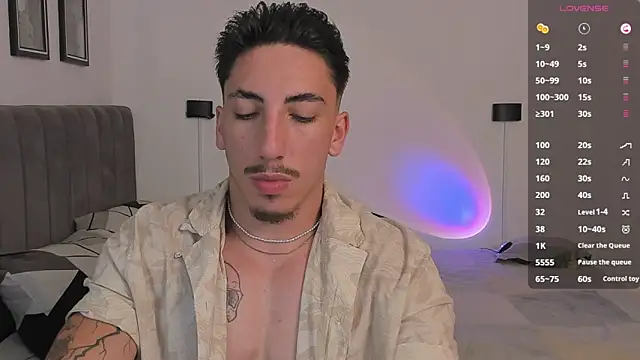 Snapshot of dylanspencer28 chatting on 02-07-25, 10:30 dylanspencer28 online show from 02-07-25, 10:30