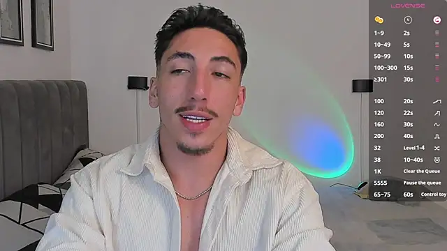 Snapshot of dylanspencer28 chatting on 02-08-25, 08:42 dylanspencer28 online show from 02-08-25, 08:42