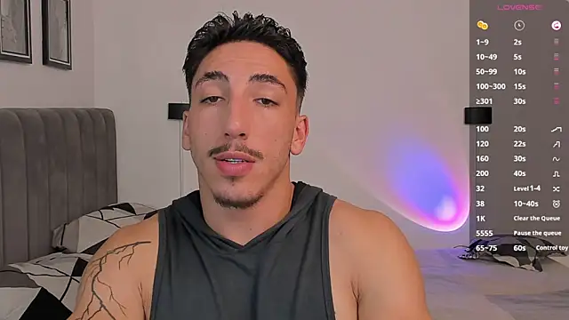 Snapshot of dylanspencer28 chatting on 02-10-25, 10:30 dylanspencer28 online show from 02-10-25, 10:30