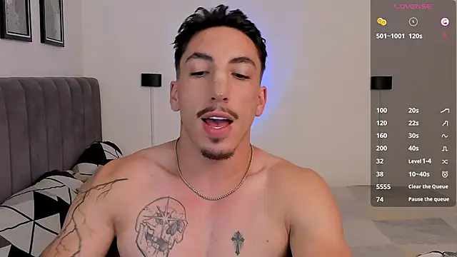 Snapshot of dylanspencer28 chatting on 02-26-25, 10:09 dylanspencer28 online show from 02-26-25, 10:09