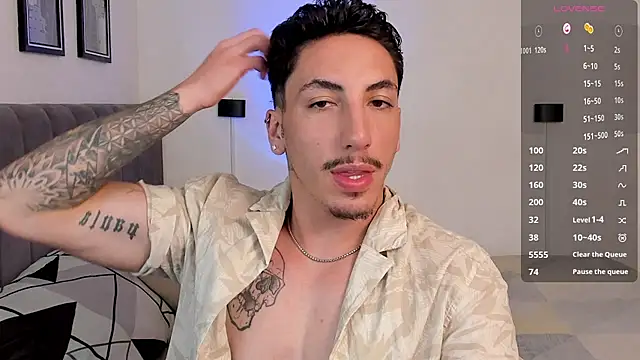 Snapshot of dylanspencer28 chatting on 03-04-25, 11:32 dylanspencer28 online show from 03-04-25, 11:32