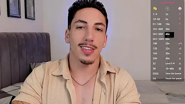 Snapshot of dylanspencer28 chatting on 03-06-25, 08:05 dylanspencer28 online show from 03-06-25, 08:05