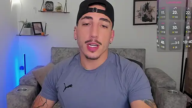 Snapshot of dylanspencer28 chatting on 10-26-25, 12:05 dylanspencer28 online show from 10-26-25, 12:05