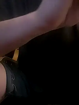 Snapshot of almighty_d chatting on 02-26-25, 03:53 almighty d online show from 02-26-25, 03:53