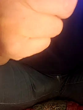 Snapshot of almighty_d chatting on 03-02-25, 09:10 almighty d online show from 03-02-25, 09:10