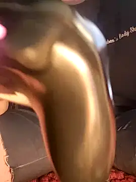 Snapshot of almighty_d chatting on 03-04-25, 04:20 almighty d online show from 03-04-25, 04:20