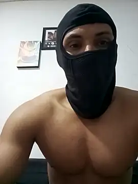 owen2992 online show from 02-13-25, 03:07