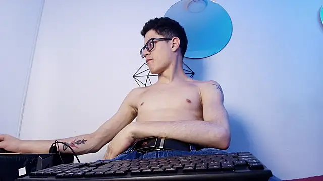 wolfandsky online show from 09-20-25, 11:33