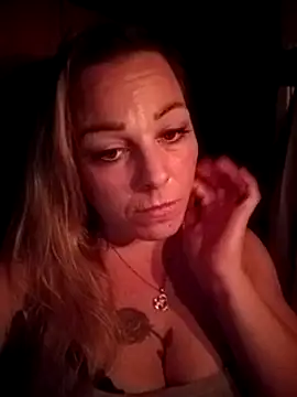 KittzyKat online show from 01-17-25, 08:45