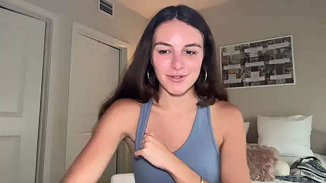 graciesmith27 online show from 04-24-26, 08:55