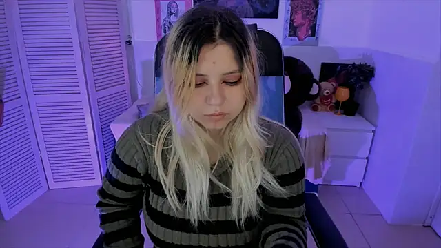 DiaAngell online show from 10-04-25, 04:27