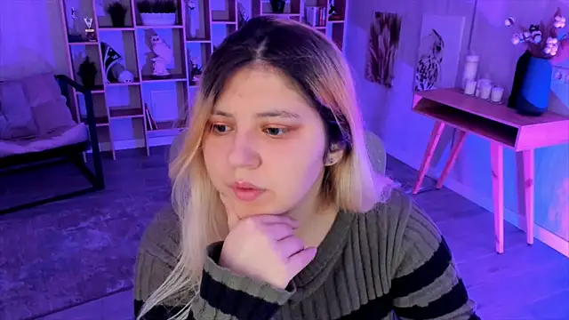 DiaAngell online show from 10-17-25, 08:00