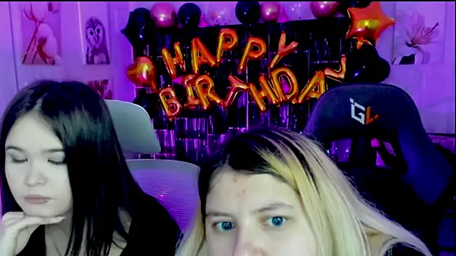 DiaAngell online show from 10-19-25, 08:20