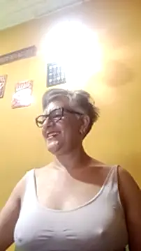 ilonna2025 online show from 01-28-25, 03:15