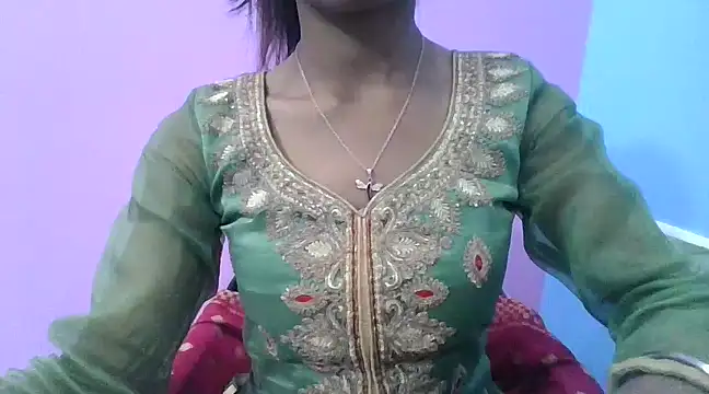 Snapshot of Leoni_G chatting on 02-16-25, 09:26 Leoni G online show from 02-16-25, 09:26