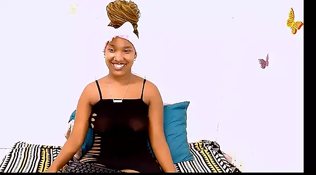 EroticSexyPrada online show from 03-07-25, 02:04