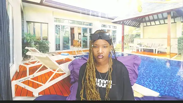 EroticSexyPrada online show from 02-26-26, 06:34