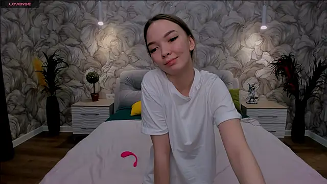 SusannJohnson online show from 02-23-25, 02:57