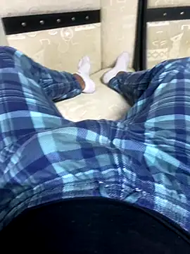 atesliskc online show from 12-22-25, 07:33