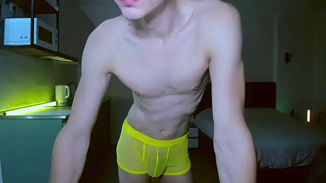 max shy online show from 02-01-25, 06:51