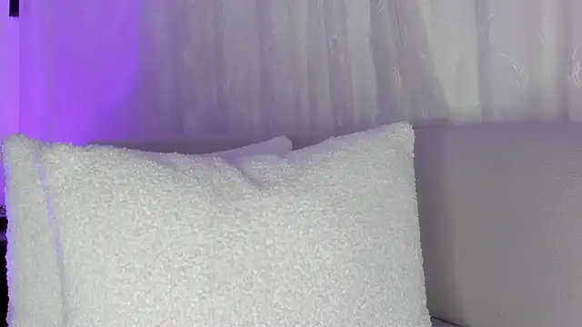 cutte hanna18 online show from 04-22-26, 05:36