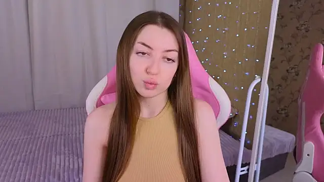 Snapshot of Ann_moon__ chatting on 01-18-25, 11:21 Ann moon   online show from 01-18-25, 11:21