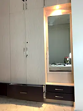 Snapshot of madell chatting on 11-07-25, 06:24 madell online show from 11-07-25, 06:24