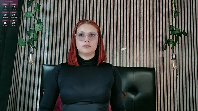 Sophie new25 online show from 11-15-25, 02:02