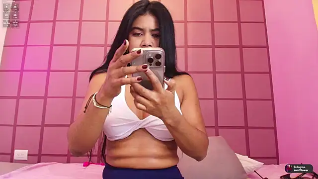 LissMonroe online show from 12-22-25, 10:34